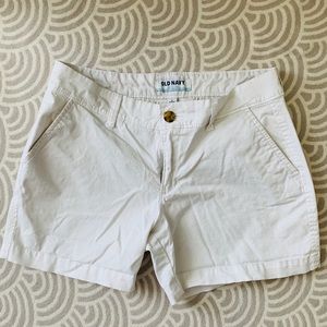 White chino shorts